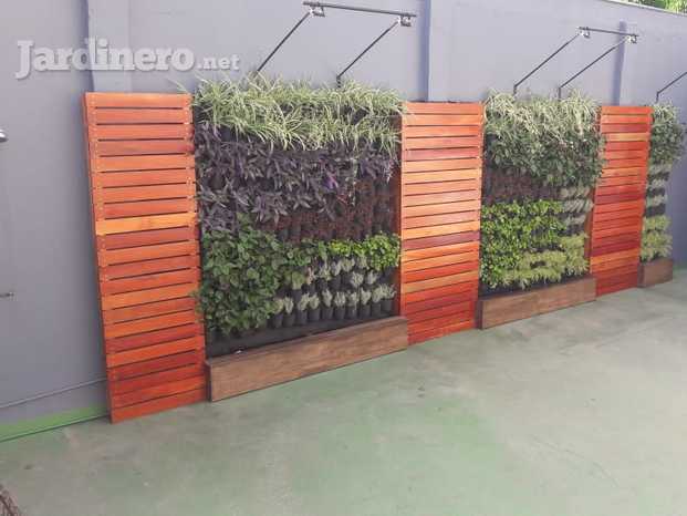 Jardin Vertical con Deck